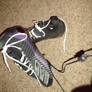 Brand New cleats if you have any kids in sports you know there like 150 or more